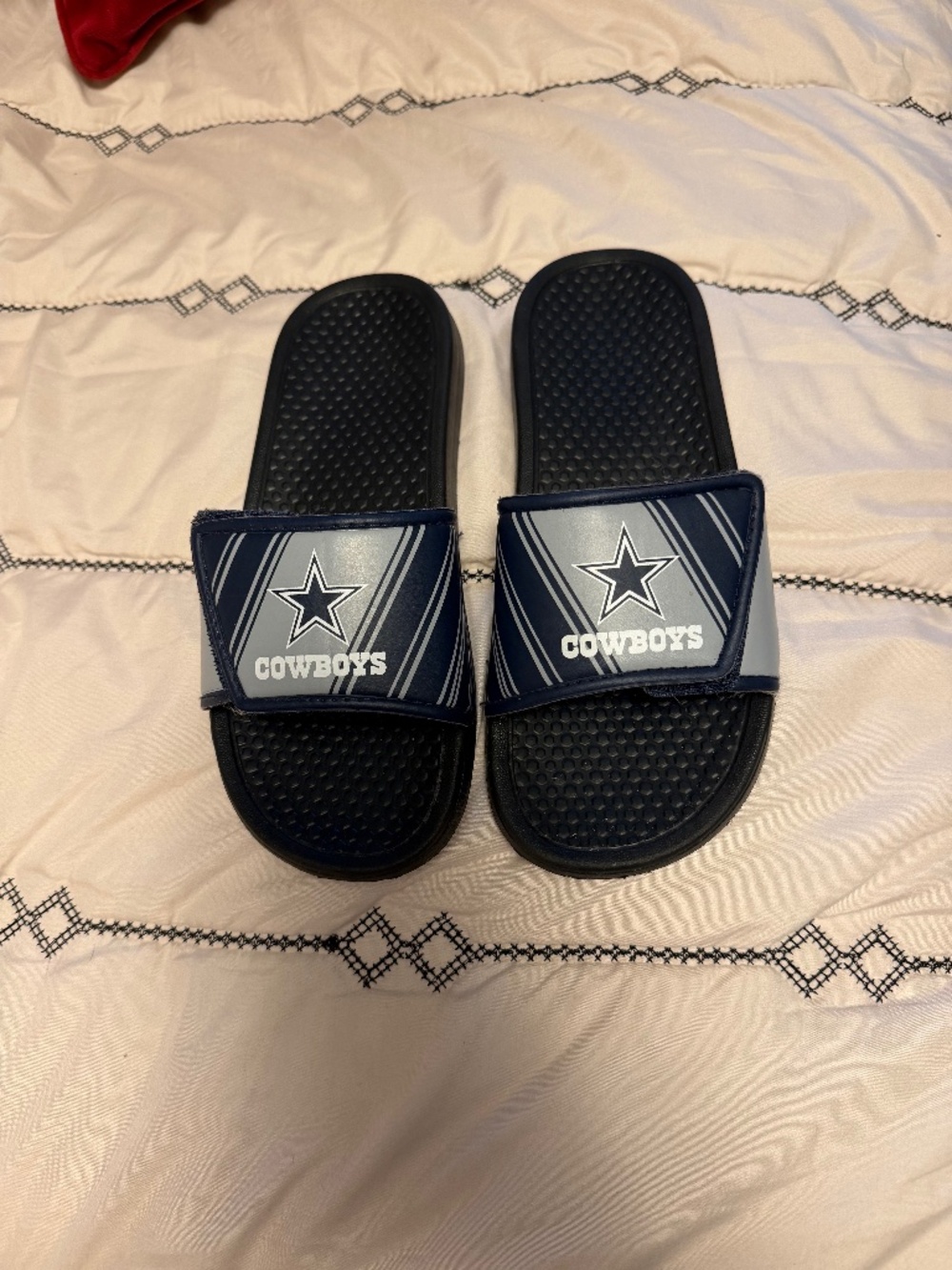 Kids Dallas Cowboys Slides size 2/3